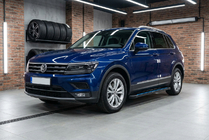 Volkswagen Tiguan 2016-2023 Pedane Laterali Maya Blue (2 pz, Alluminio) foto 1