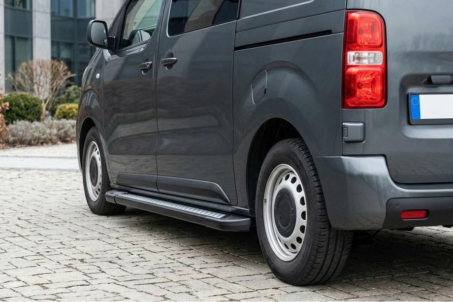 Citroen Jumpy 2007–2017 Pedane Laterali New Vision Black (2 pz, Alluminio) Image