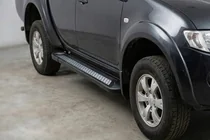 Fiat Fullback 2016- Pedane Laterali New Vision Black (2 pz, Alluminio) foto 1