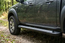 Mazda BT-50 2007-2012 Pedane Laterali New Vision Black (2 pz, Alluminio) foto 1