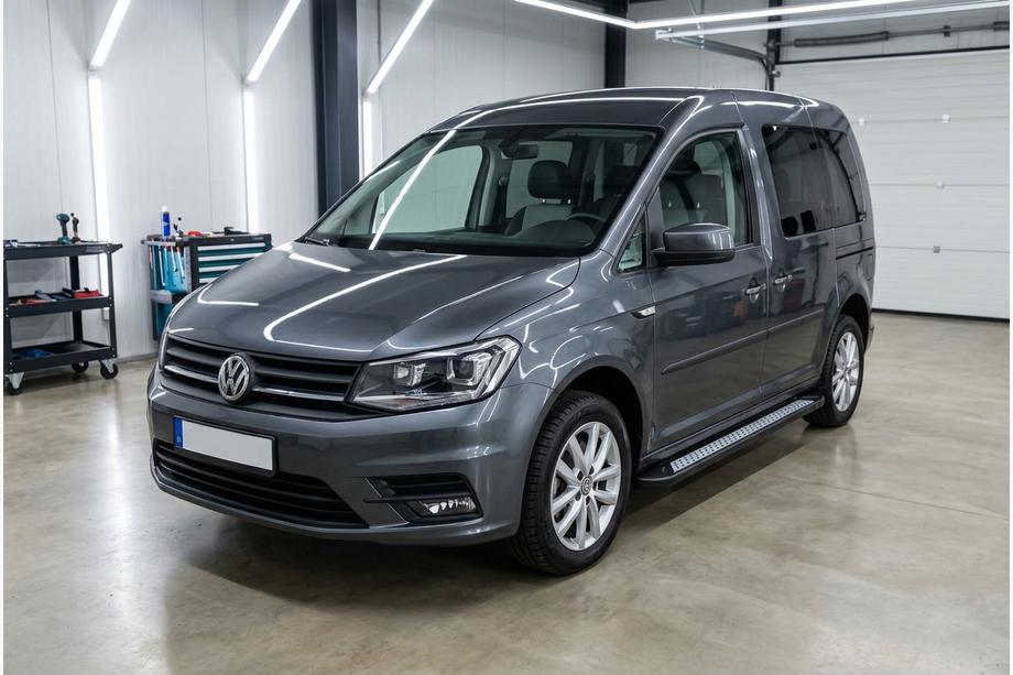 Volkswagen Caddy 2015-2020 Pedane Laterali New Vision Black (2 pz, Alluminio) Base Maxi Foto 1