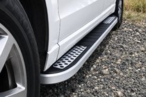 Audi Q5 2017-2025 Pedane Laterali Tayga V2 (2 pz, Alluminio) foto 3