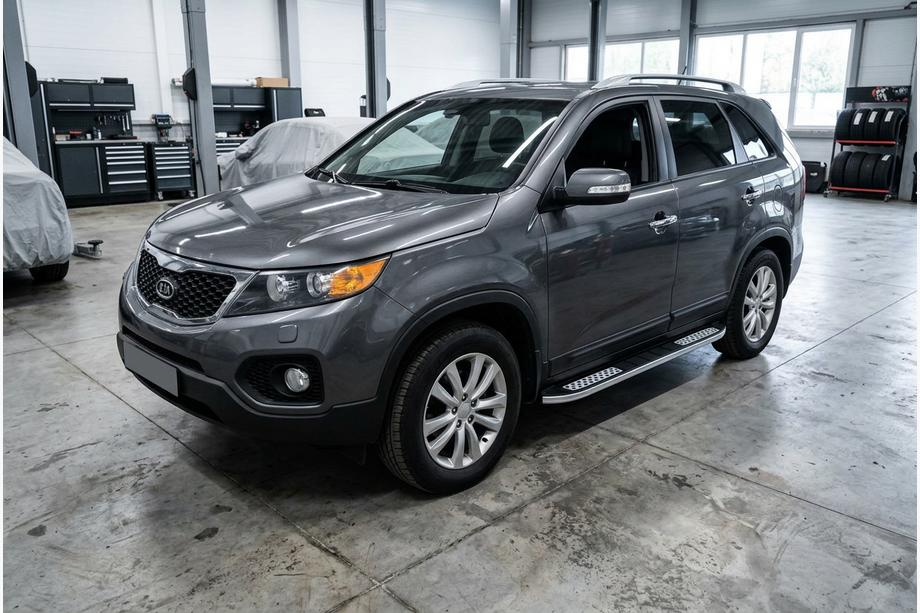 Kia Sorento II XM 2009-2014 Pedane Laterali Tayga V2 (2 pz, Alluminio) 2013-2016 Image