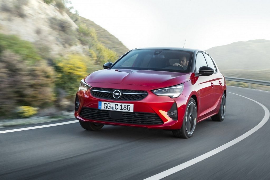 Cinque porte hatchback Opel Corsa sesta generazione