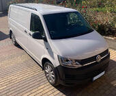 Volkswagen T6 2015-2024 Barre longitudinali integrate (nere) foto 37