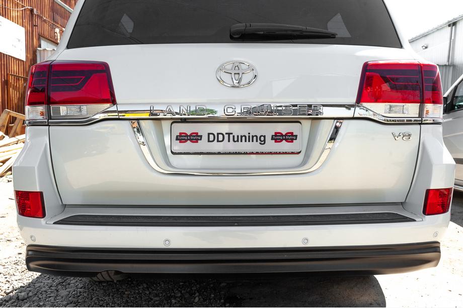 Toyota Land Cruiser 200 2007-2021 Portatarga Standard Foto 3