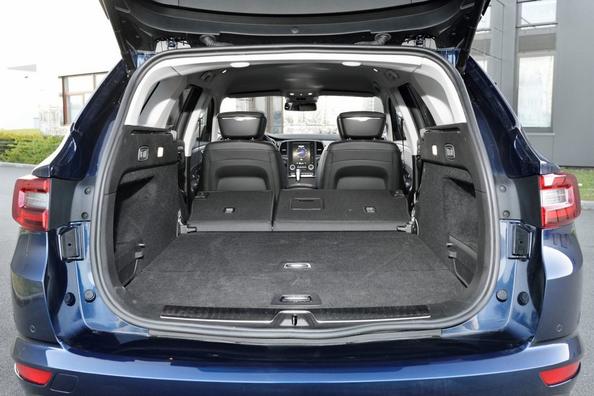 Recensione di medie dimensioni station wagon Renault Talisman Estate Foto 8