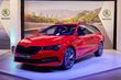 Versione restyling della station wagon Skoda Superb Combi foto 1