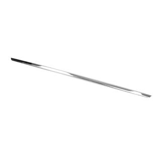 Modanatura in acciaio inox sopra la targa Peugeot 3008 2016-2023 foto 4