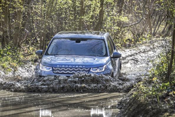 Compatto premium crossover Land Rover Discovery Sport Foto 12