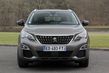 Compatto crossover Peugeot 3008 seconda generazione foto 2