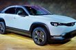 Crossover Mazda MX-30: la prima auto elettrica di serie della società giapponese foto 1