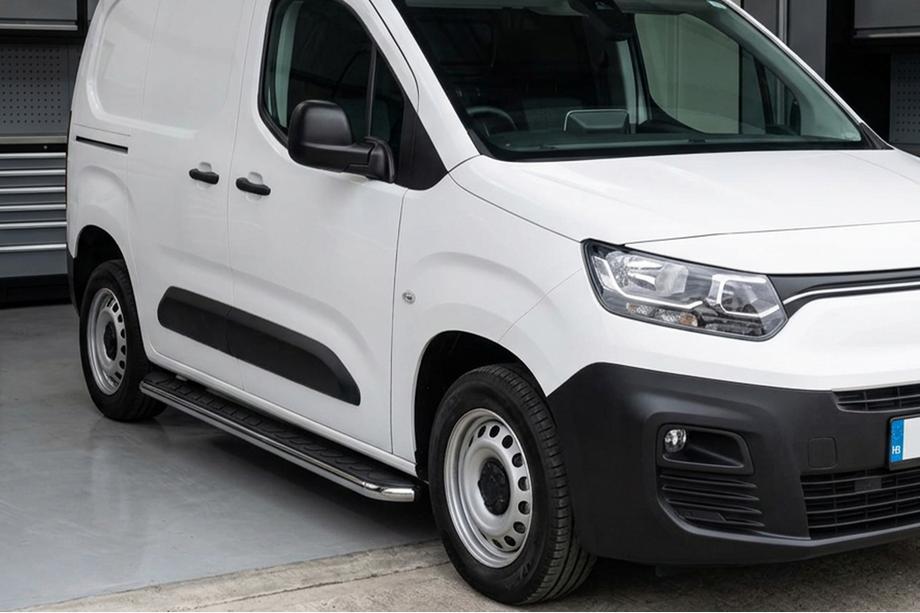 Peugeot Partner/Rifter 2019- Pedane Laterali Maydos V1 (2 pz, Alluminio e Acciaio Inox) Image