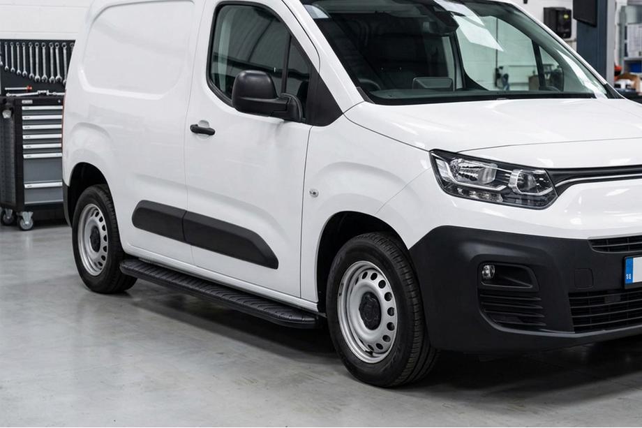 Peugeot Partner/Rifter 2019- Pedane Laterali Bosphorus Black (2 pz, Alluminio) Image
