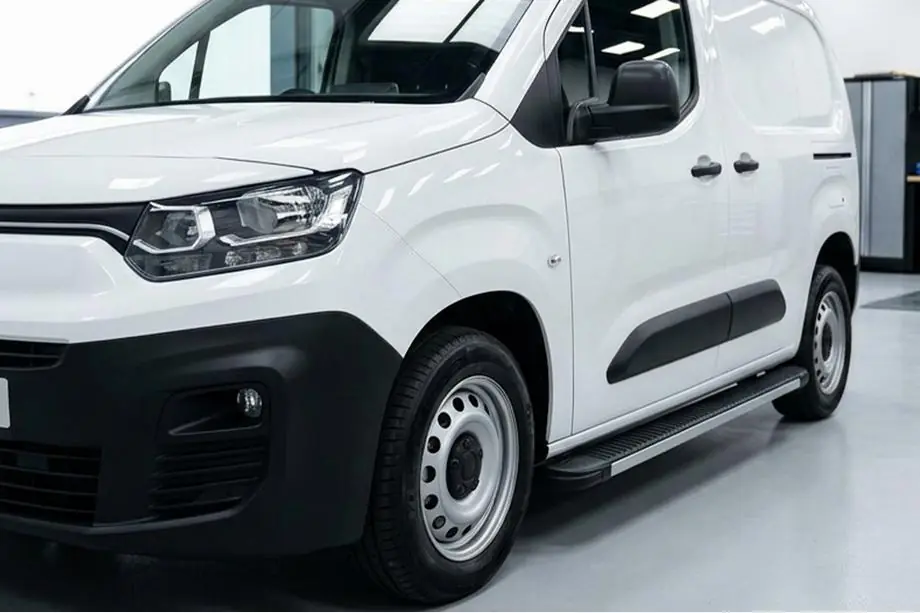 Opel Combo 2019- Pedane Laterali Maya V1 (2 pz, Alluminio) Image