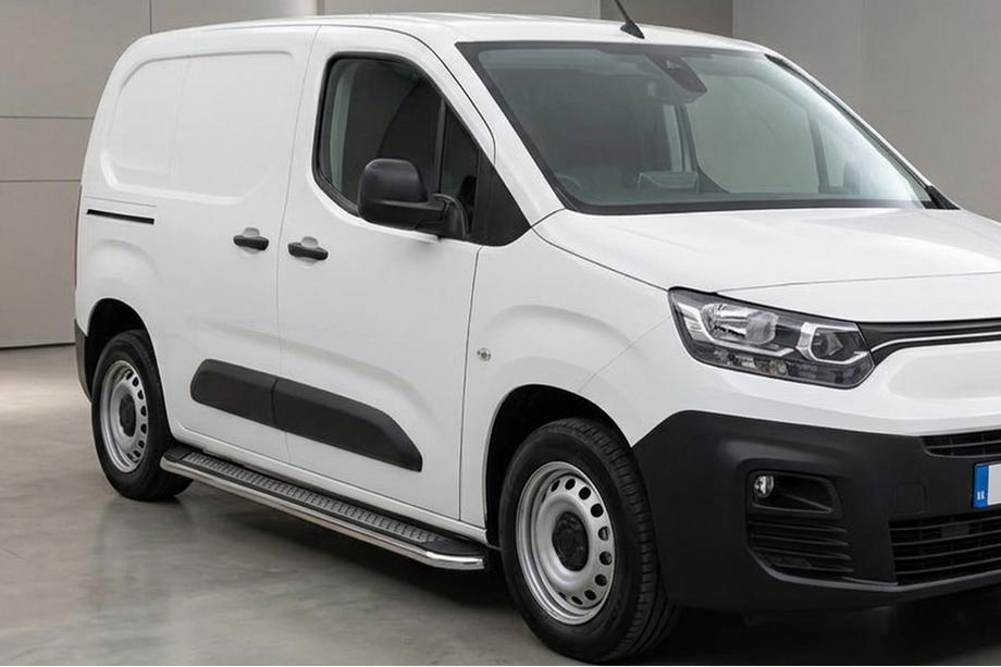 Opel Combo 2019- Pedane Laterali Maydos V2 (2 pz, Alluminio e Acciaio Inox) Image