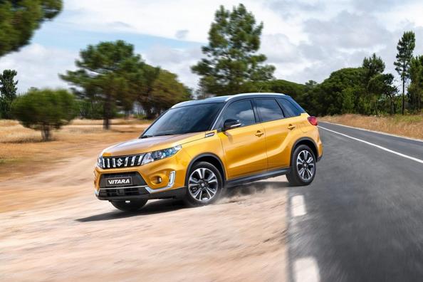 Recensione di un crossover compatto Suzuki Vitara