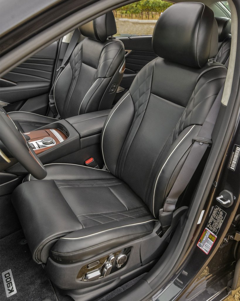 La seconda generazione della berlina executive KIA K900