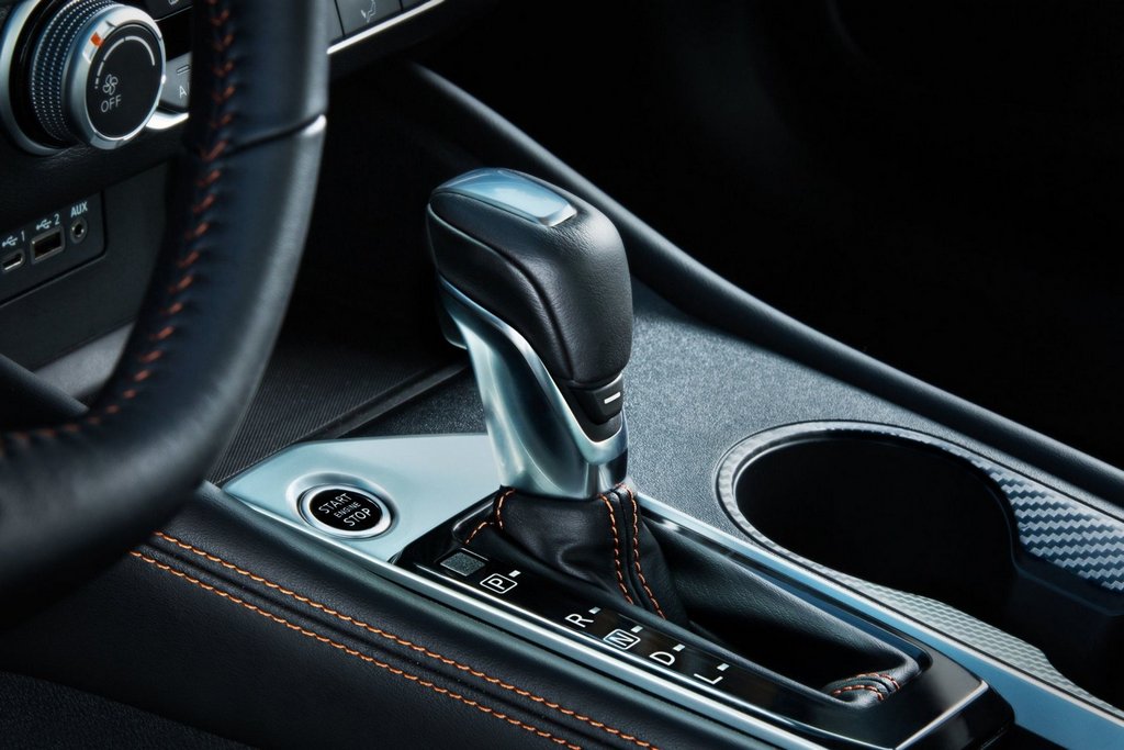 Berlina di medie dimensioni Nissan Altima sesta incarnazione