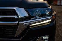 Toyota Land Cruiser 200 2007-2021 Palpebre fari con LED (2016↗) foto 5