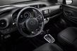 Recensione aggiornato costruisce berlina Toyota Yaris foto 9