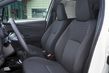 Recensione aggiornato costruisce berlina Toyota Yaris foto 8