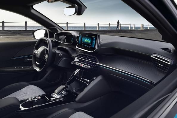 La nuova generazione della berlina compatta Peugeot 208 Foto 6