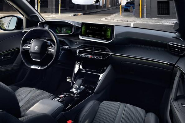 La nuova generazione della berlina compatta Peugeot 208 Foto 7