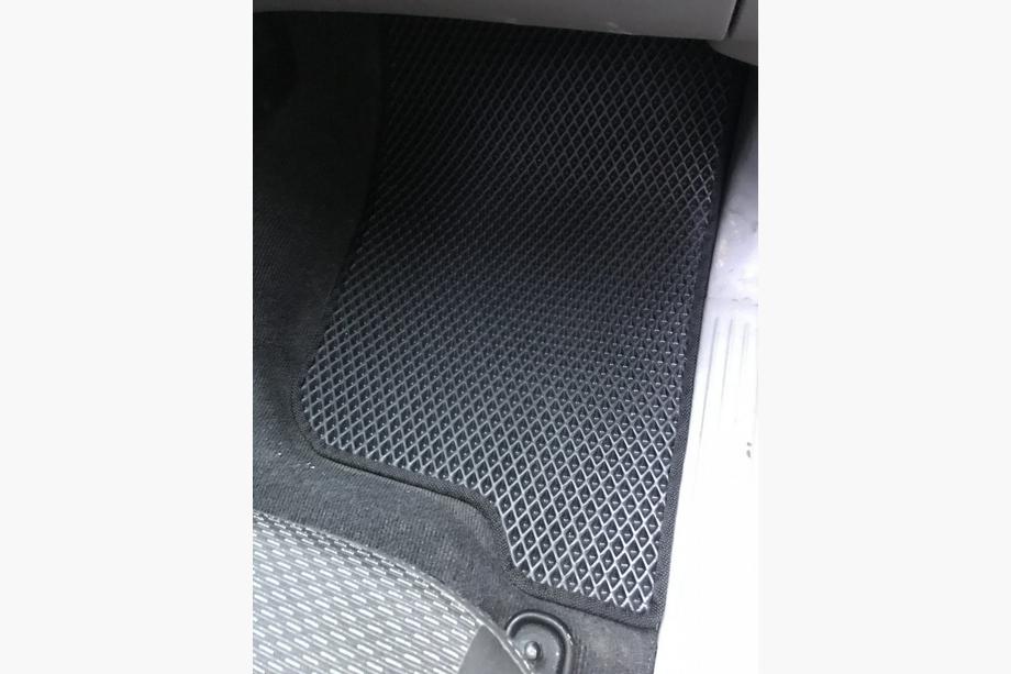 Mitsubishi L200 2006-2015 Tappetini EVA (neri) Foto 3