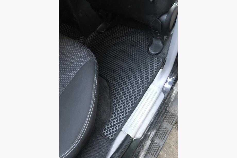 Mitsubishi L200 2006-2015 Tappetini EVA (neri) Foto 4
