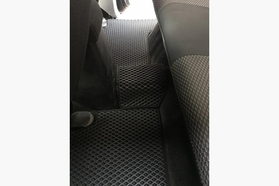 Mitsubishi L200 2006-2015 Tappetini EVA (neri) Foto 7
