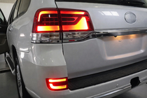 Toyota Land Cruiser 200 2007-2021 Fendinebbia Posteriori 2016+ (LED) foto 2
