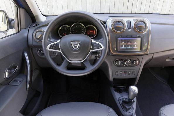 Modifica fuoristrada della station wagon Dacia Logan MCV Stepway Foto 7