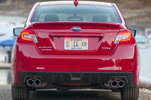 L’berlina sportiva Subaru WRX Foto 14