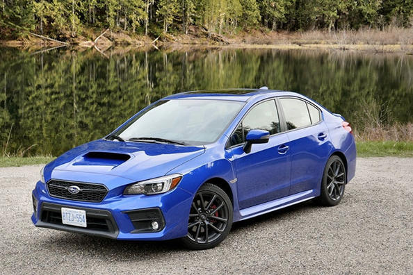L’berlina sportiva Subaru WRX Foto 12