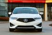 Panoramica di una berlina compatta Acura ILX foto 3