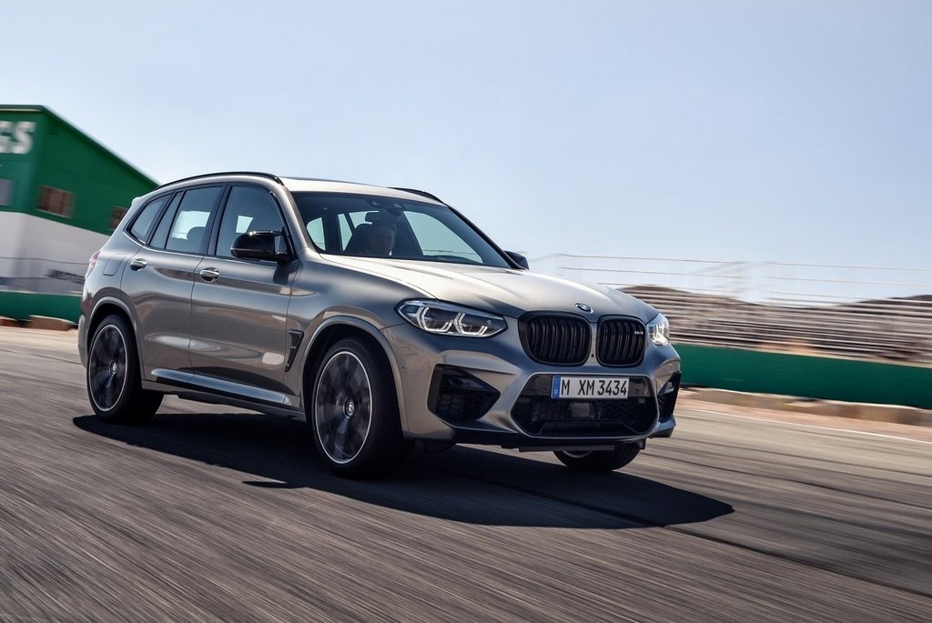 Trazione integrale carica crossover BMW X3 M