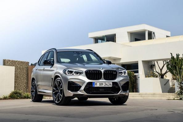 Trazione integrale carica crossover BMW X3 M
