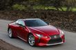 Panoramica di una coupé ad alte prestazioni Lexus LC500 foto 1