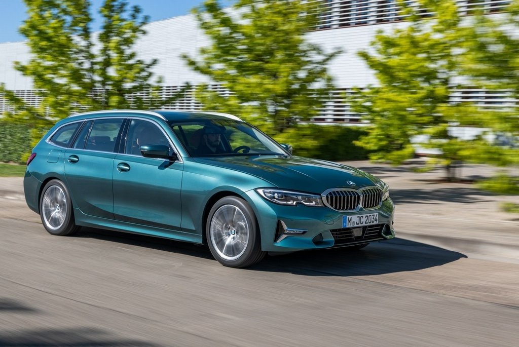 La settima generazione della station wagon BMW Serie 3 Touring