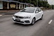 Panoramica della rinnovata berlina Geely Emgrand 7 foto 15