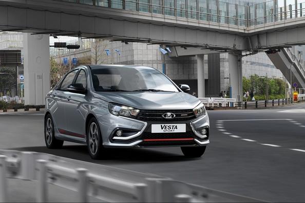 Sport modifica berlina Lada Vesta Sport Foto 9