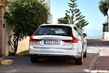 Sfoglia full-size station wagon Volvo V90 foto 13