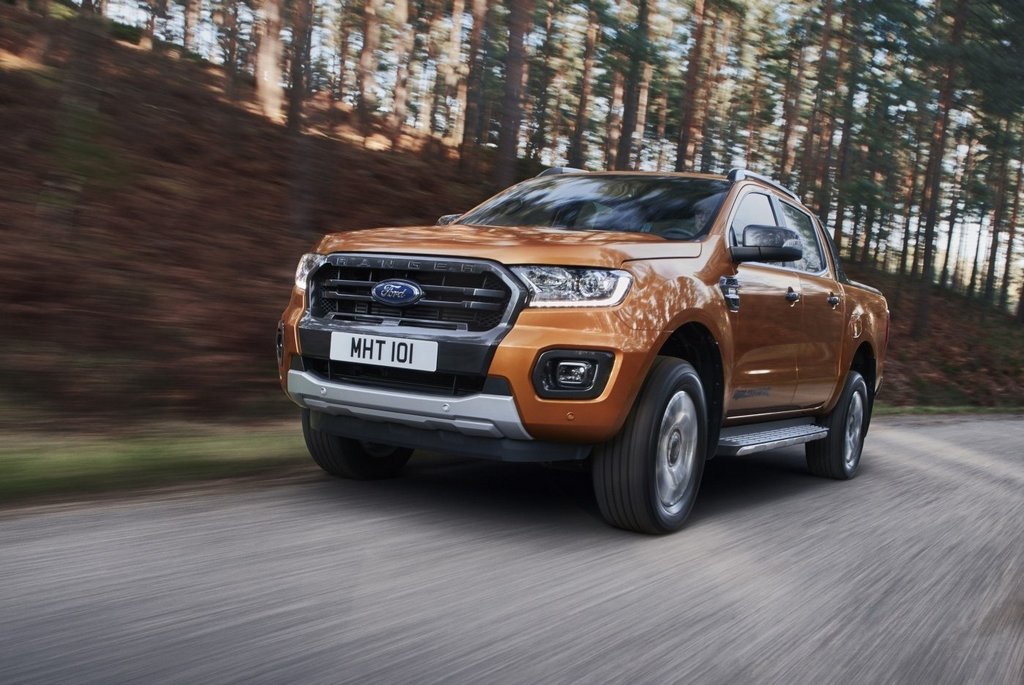 Sfoglia trazione integrale pick-up Ford Ranger