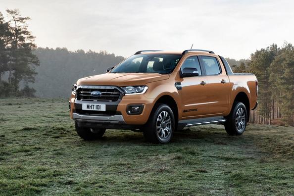 Sfoglia trazione integrale pick-up Ford Ranger