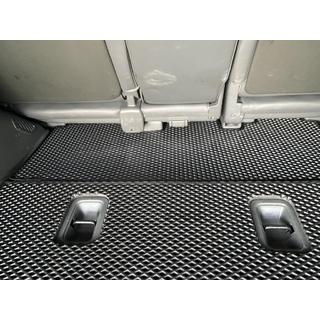Tappetino bagagliaio 2 pz (EVA, 7 posti, Nero) Toyota Land Cruiser 200 2007-2021 foto 4
