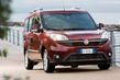 Revisione del furgone compatto aggiornato Fiat Doblo foto 3