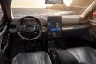 Panoramica del crossover elettrico Ford Mustang Mach-E foto 11