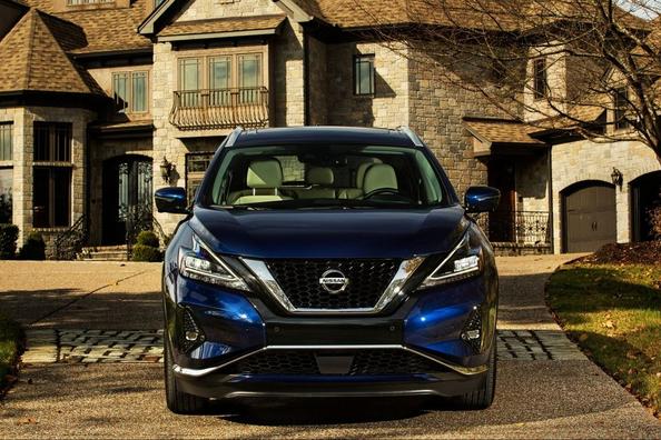 Recensione aggiornato medie dimensioni di crossover Nissan Murano Foto 3