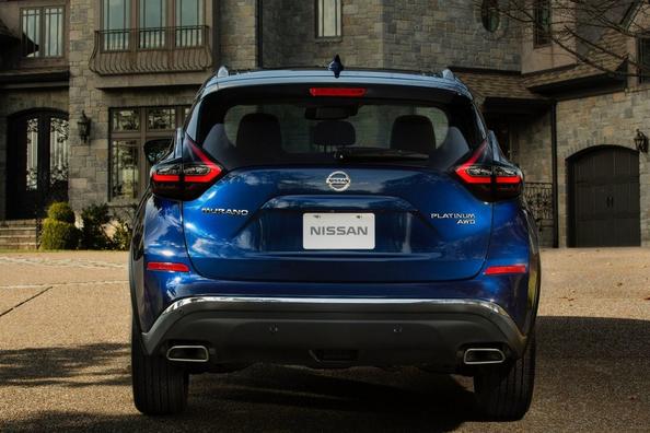 Recensione aggiornato medie dimensioni di crossover Nissan Murano Foto 4
